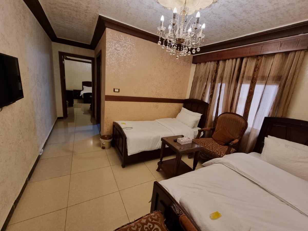 Nahas Plaza Aparthotel Irbid Exterior photo