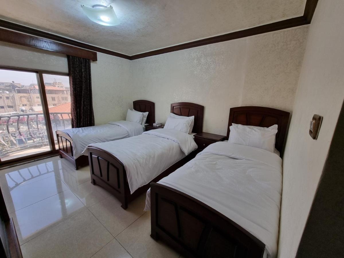 Nahas Plaza Aparthotel Irbid Exterior photo