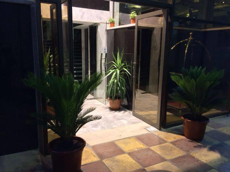 Nahas Plaza Aparthotel Irbid Exterior photo